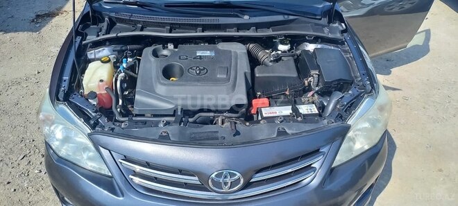 Toyota Corolla 2011, 253,000 km - 1.4 l - Bakı