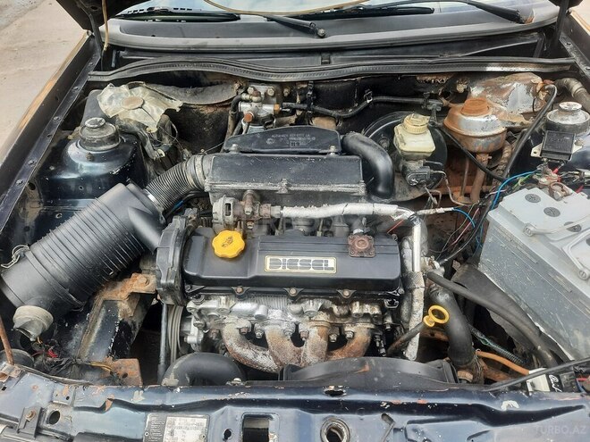 Opel Astra 1994, 356,000 km - 1.7 l - Sumqayıt