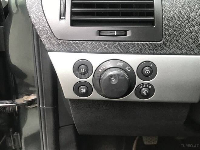 Opel Astra 2010, 220,000 km - 1.4 l - Bakı