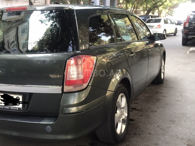 Opel Astra 2010, 220,000 km - 1.4 l - Bakı