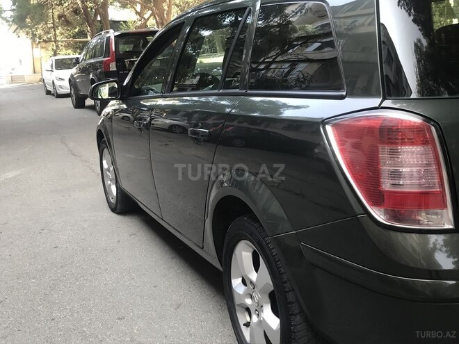 Opel Astra 2010, 220,000 km - 1.4 l - Bakı