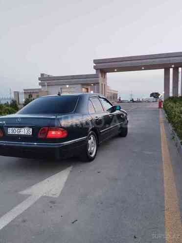 Mercedes E 220 1998, 497,580 km - 2.2 l - Bakı