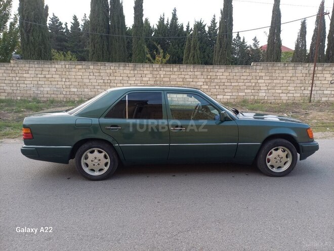 Mercedes E 260 1990, 500,000 km - 2.6 l - Bakı