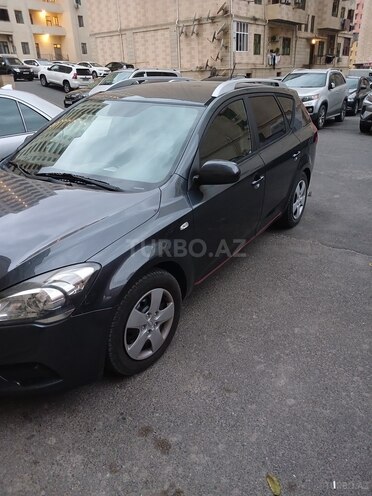 Kia Ceed 2009, 190,000 km - 1.4 л - Bakı