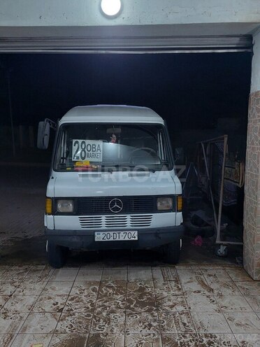 Mercedes 208 D 1993, 561,325 km - 2.9 l - Gəncə