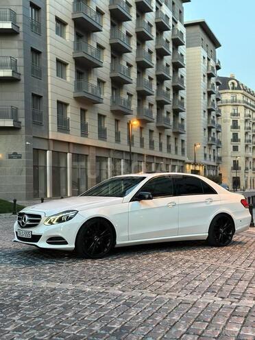 Mercedes E 220 2015, 207,000 km - 2.2 л - Bakı