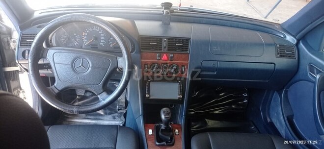 Mercedes C 180 1998, 180,000 km - 1.8 l - Sabirabad