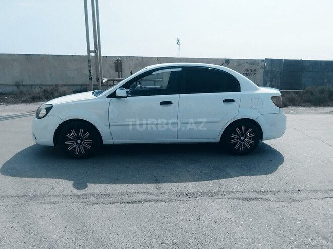 Kia Rio 2011, 367,000 km - 1.4 л - Bakı