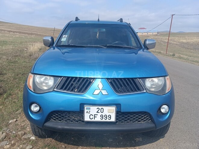 Mitsubishi L200 2007, 233,000 km - 2.5 l - Gədəbəy