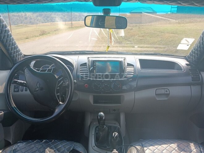 Mitsubishi L200 2007, 233,000 km - 2.5 l - Gədəbəy