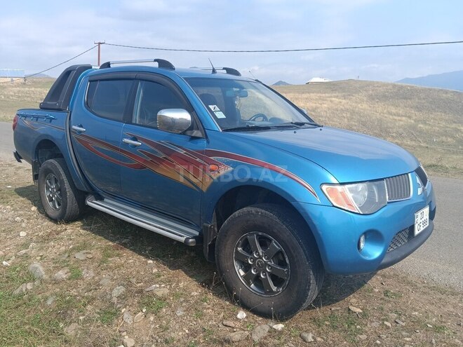Mitsubishi L200 2007, 233,000 km - 2.5 l - Gədəbəy