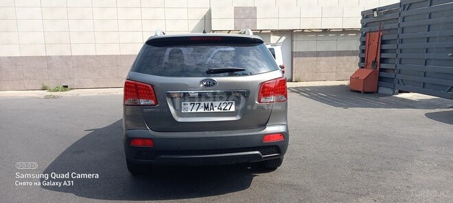 Kia Sorento 2011, 256,577 km - 2.0 л - Bakı