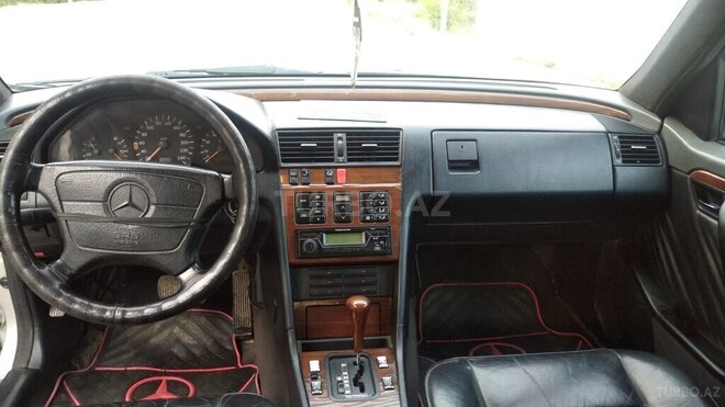 Mercedes C 200 1994, 365,200 km - 2.0 l - Bakı