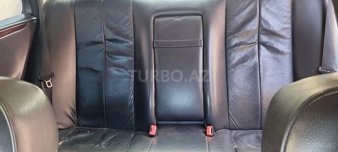 Mercedes E 220 2001, 650,000 km - 2.2 l - Bakı