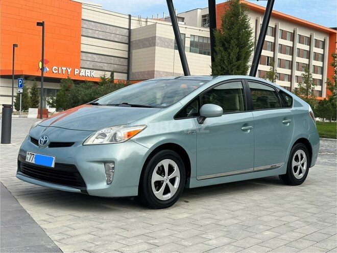 Toyota Prius 2012, 135,000 km - 1.8 l - Bakı