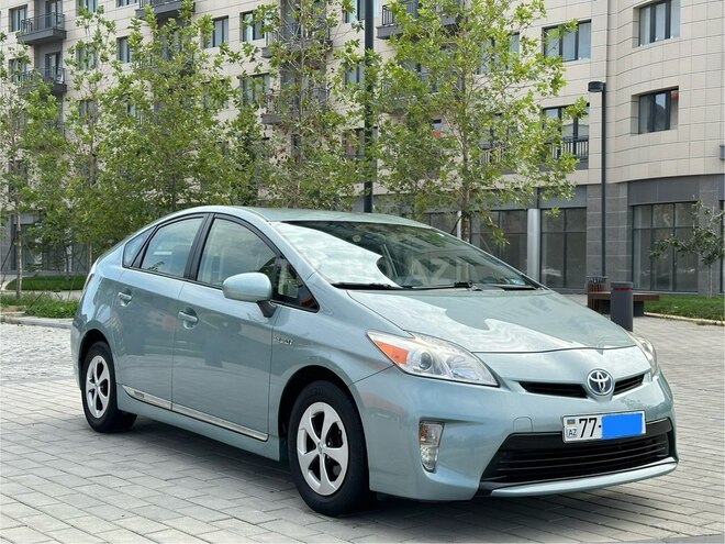 Toyota Prius 2012, 135,000 km - 1.8 l - Bakı