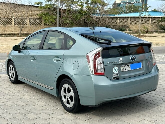 Toyota Prius 2012, 135,000 km - 1.8 l - Bakı