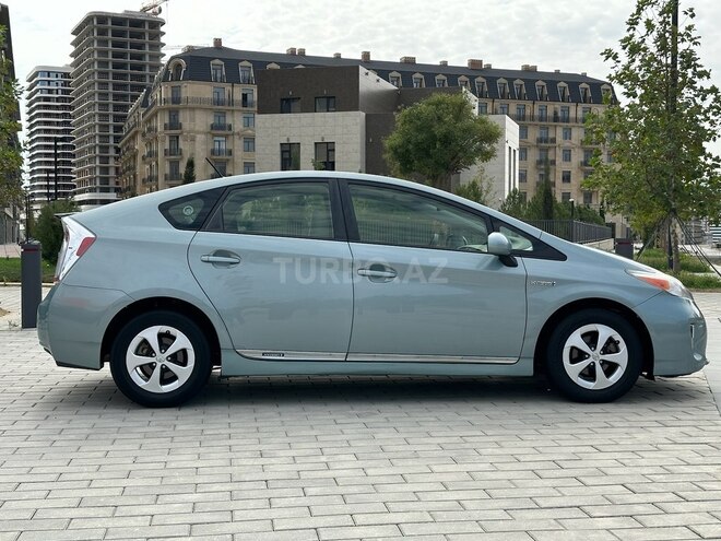 Toyota Prius 2012, 135,000 km - 1.8 l - Bakı