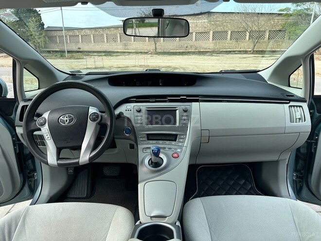 Toyota Prius 2012, 135,000 km - 1.8 l - Bakı