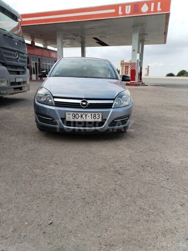 Opel Astra 2006, 254,218 km - 1.4 л - Tovuz