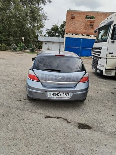 Opel Astra 2006, 254,218 km - 1.4 л - Tovuz