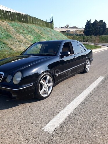 Mercedes E 240 2001, 189,000 km - 2.4 l - Bakı