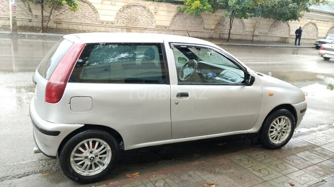 Fiat Punto 1999, 230,201 km - 1.6 l - Bərdə