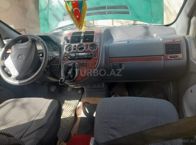 Mercedes  2000, 500,000 km - 2.2 l - Qazax