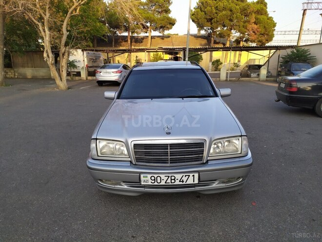 Mercedes C 220 1999, 450,000 km - 2.2 l - Bakı