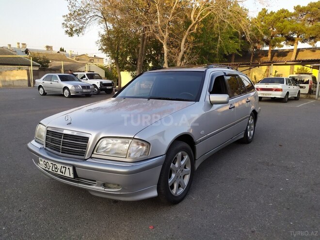 Mercedes C 220 1999, 450,000 km - 2.2 l - Bakı