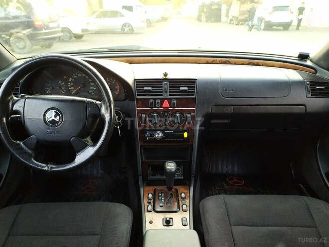 Mercedes C 220 1999, 450,000 km - 2.2 l - Bakı