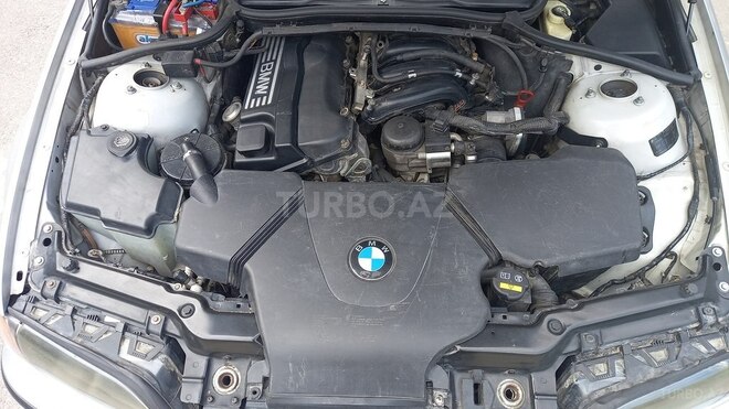 BMW 318 2002, 320,000 km - 2.0 l - Bakı