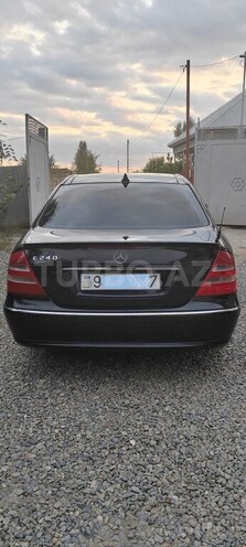 Mercedes E 240 2002, 223,000 km - 2.4 l - Sabirabad