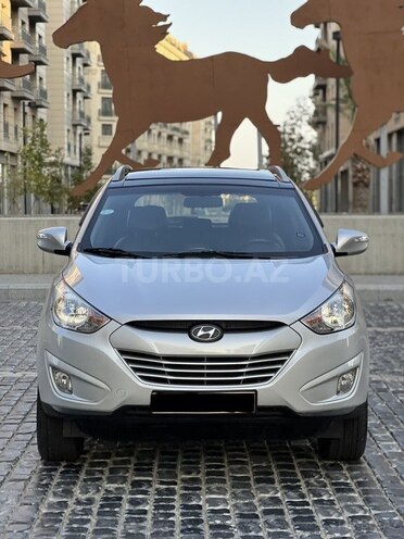 Hyundai ix35 2012, 68,000 km - 2.4 l - Bakı