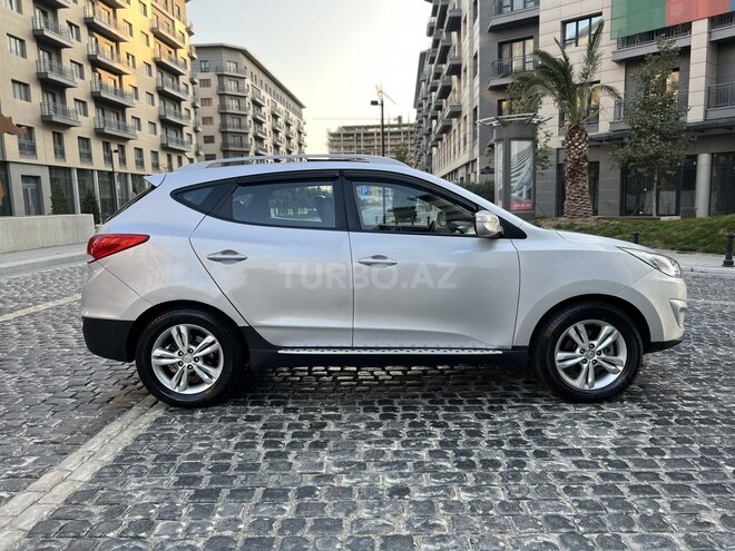 Hyundai ix35 2012, 68,000 km - 2.4 l - Bakı