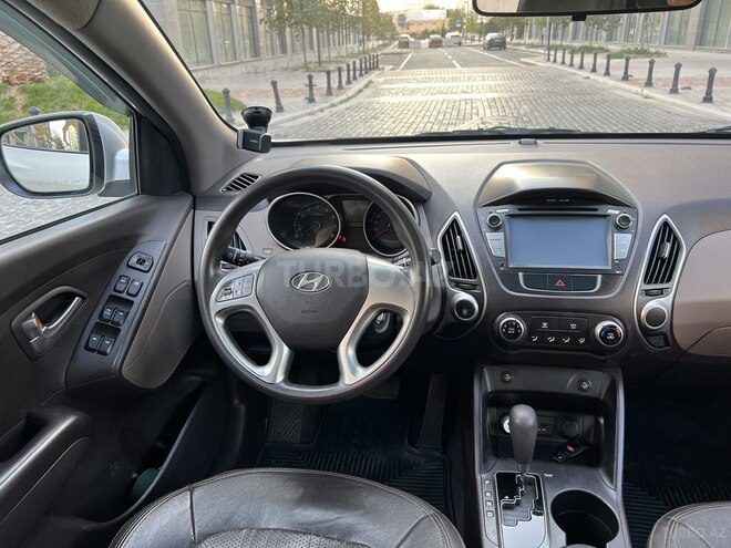 Hyundai ix35 2012, 68,000 km - 2.4 l - Bakı