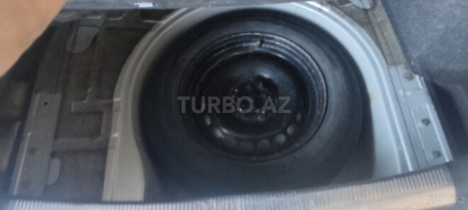 Volkswagen Passat 2001, 221,001 km - 1.8 l - Salyan