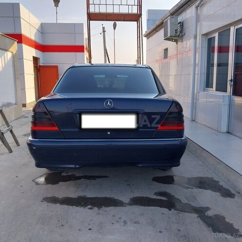 Mercedes C 220 1998, 539,135 km - 2.2 l - Biləsuvar