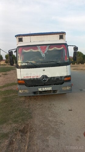 Mercedes Atego 1218 2001, 765,615 km - 4.3 l - Salyan