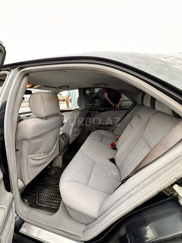 Mercedes E 220 2000, 250,000 km - 2.2 l - Bakı