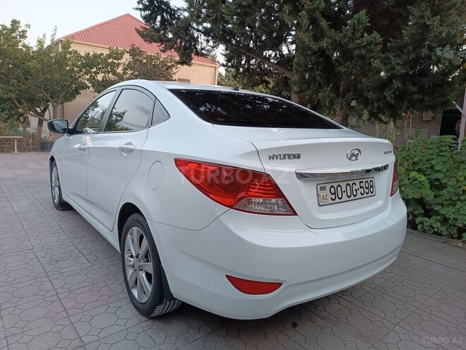 Hyundai Accent 2011, 252,000 km - 1.6 l - Bakı