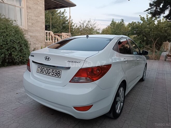 Hyundai Accent 2011, 252,000 km - 1.6 l - Bakı
