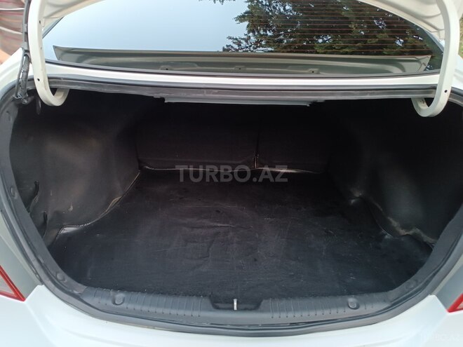 Hyundai Accent 2011, 252,000 km - 1.6 l - Bakı