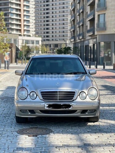 Mercedes E 220 2000, 225,000 km - 2.2 l - Bakı