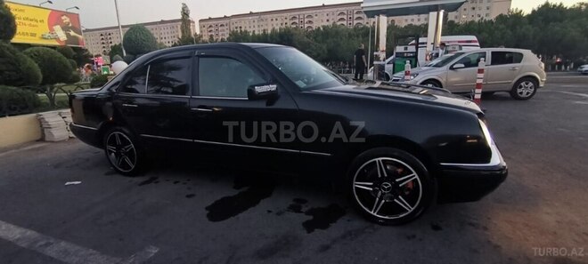 Mercedes E 320 1996, 170,600 km - 3.2 л - Sumqayıt