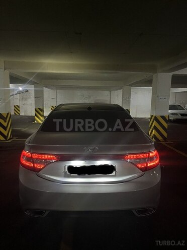 Hyundai Grandeur 2011, 268,000 km - 3.0 л - Bakı