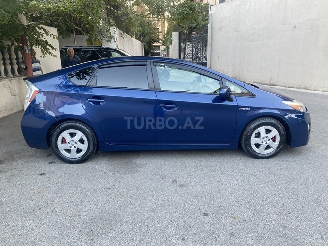 Toyota Prius 2011, 173,200 km - 1.8 л - Bakı