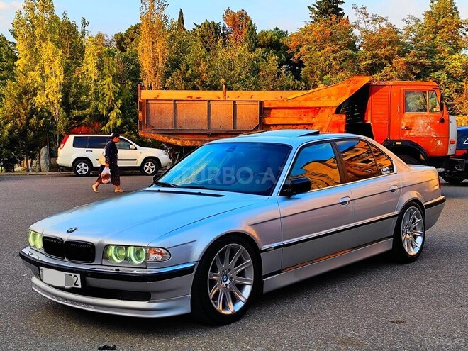 BMW 735 2001, 258,000 km - 3.5 l - Bakı