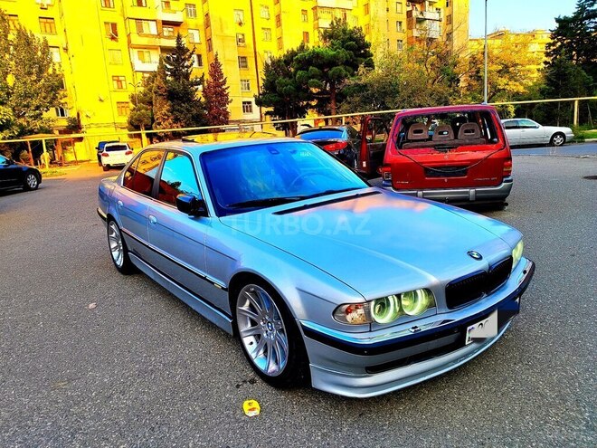 BMW 735 2001, 258,000 km - 3.5 l - Bakı