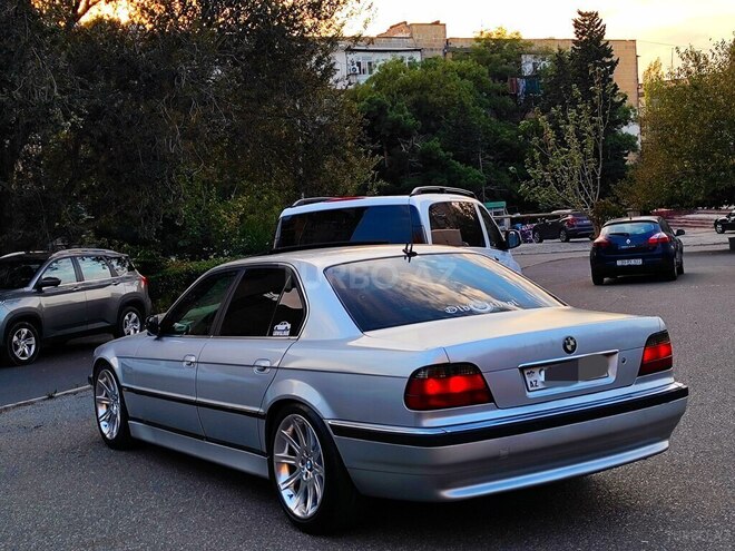 BMW 735 2001, 258,000 km - 3.5 l - Bakı